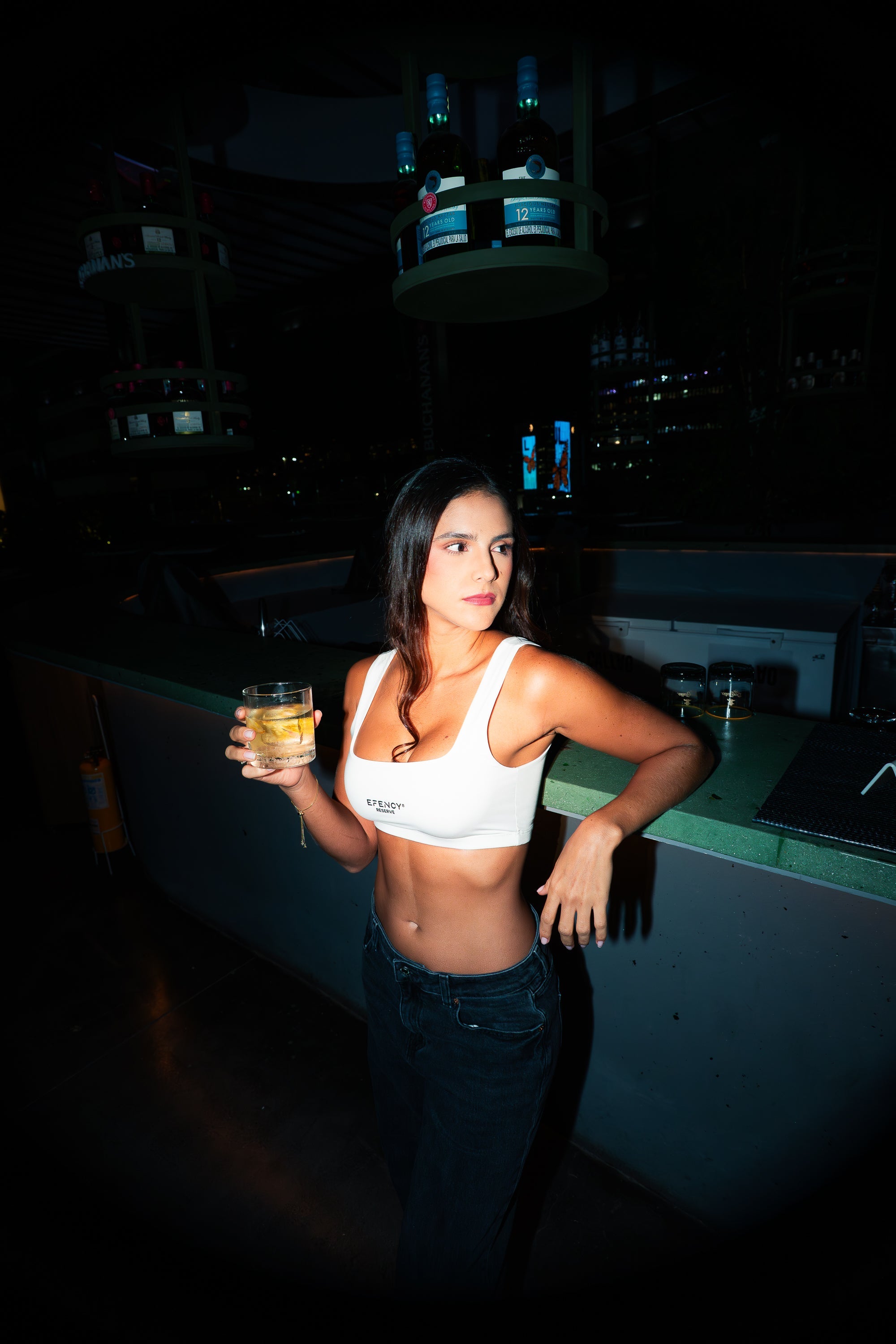 MUJER