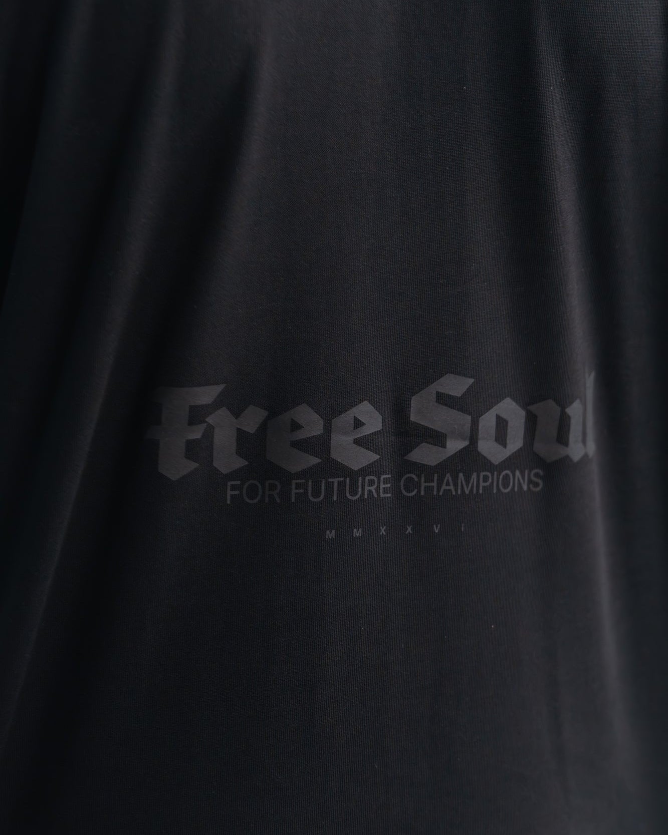CHAMPIONS HOODIE LIMITED BLACK