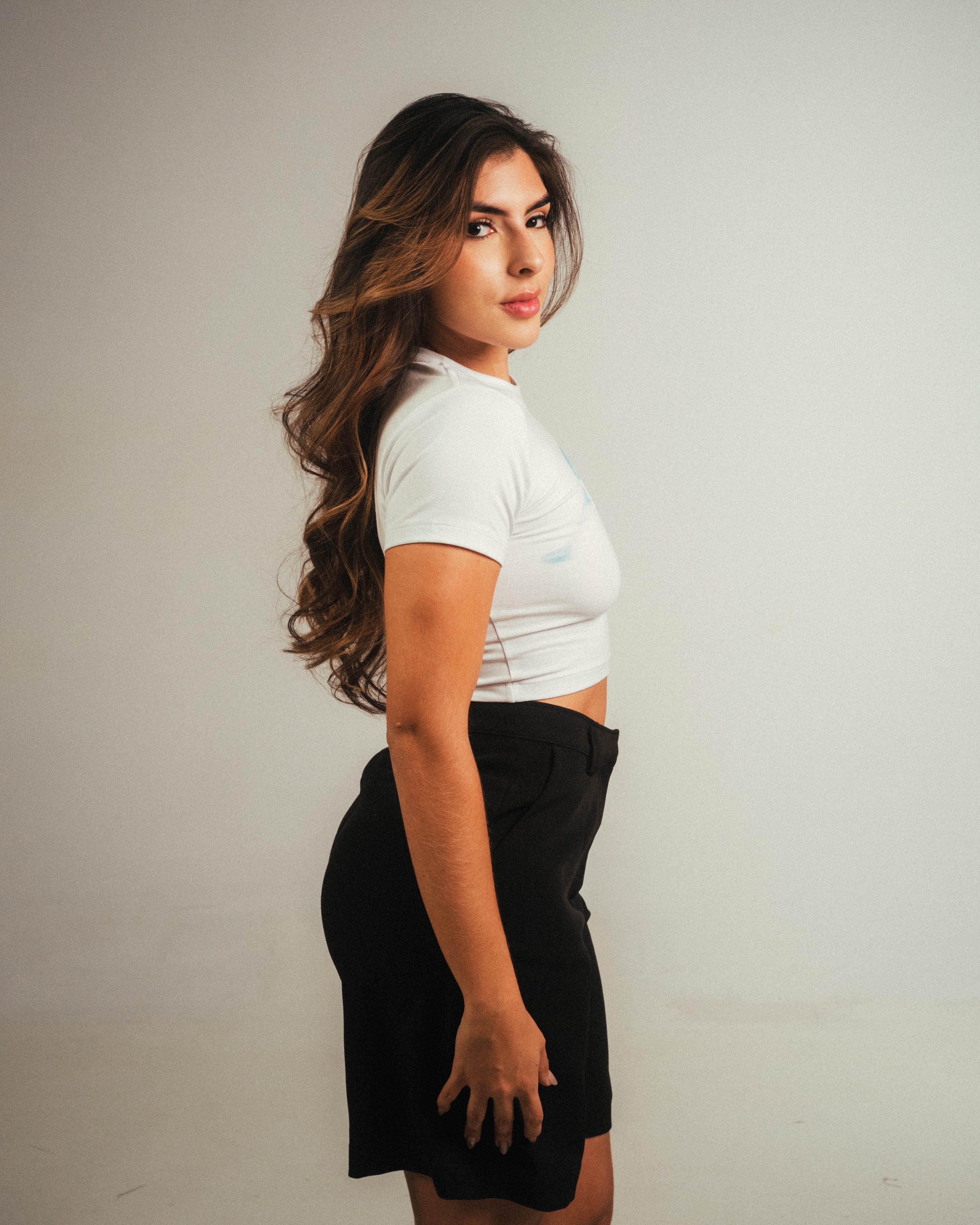 BE LIGHT Baby tee White