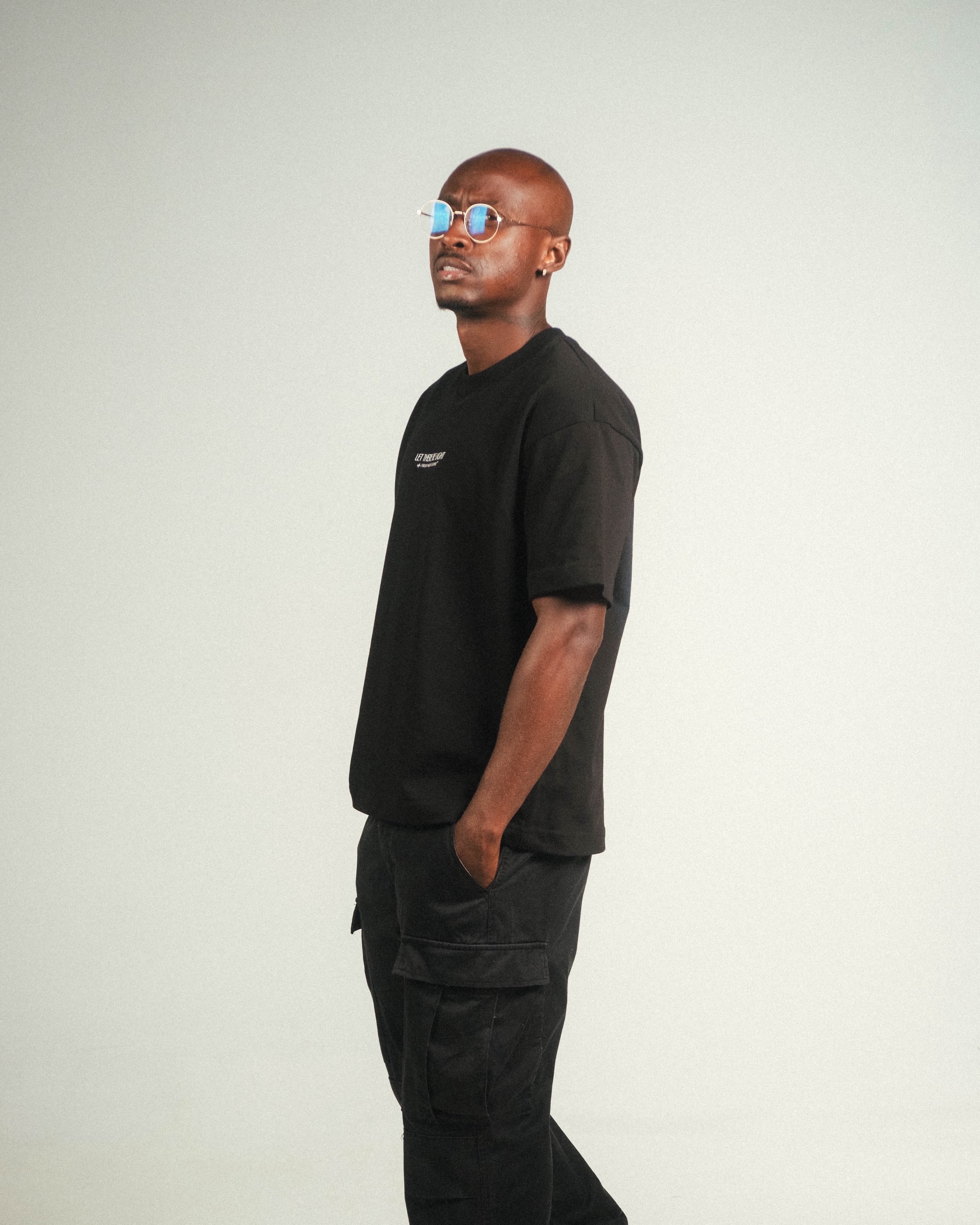 BE LIGHT T-Shirt Black